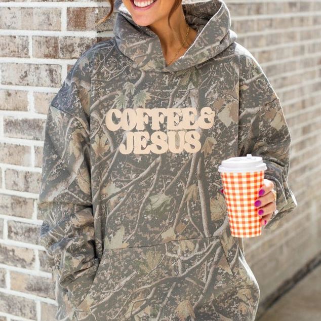 🔥 Hot item of the season — Faynilla 'Mother Nature' Camo Hideaway Hoodie（BUY 2 FREE SHIPPING）