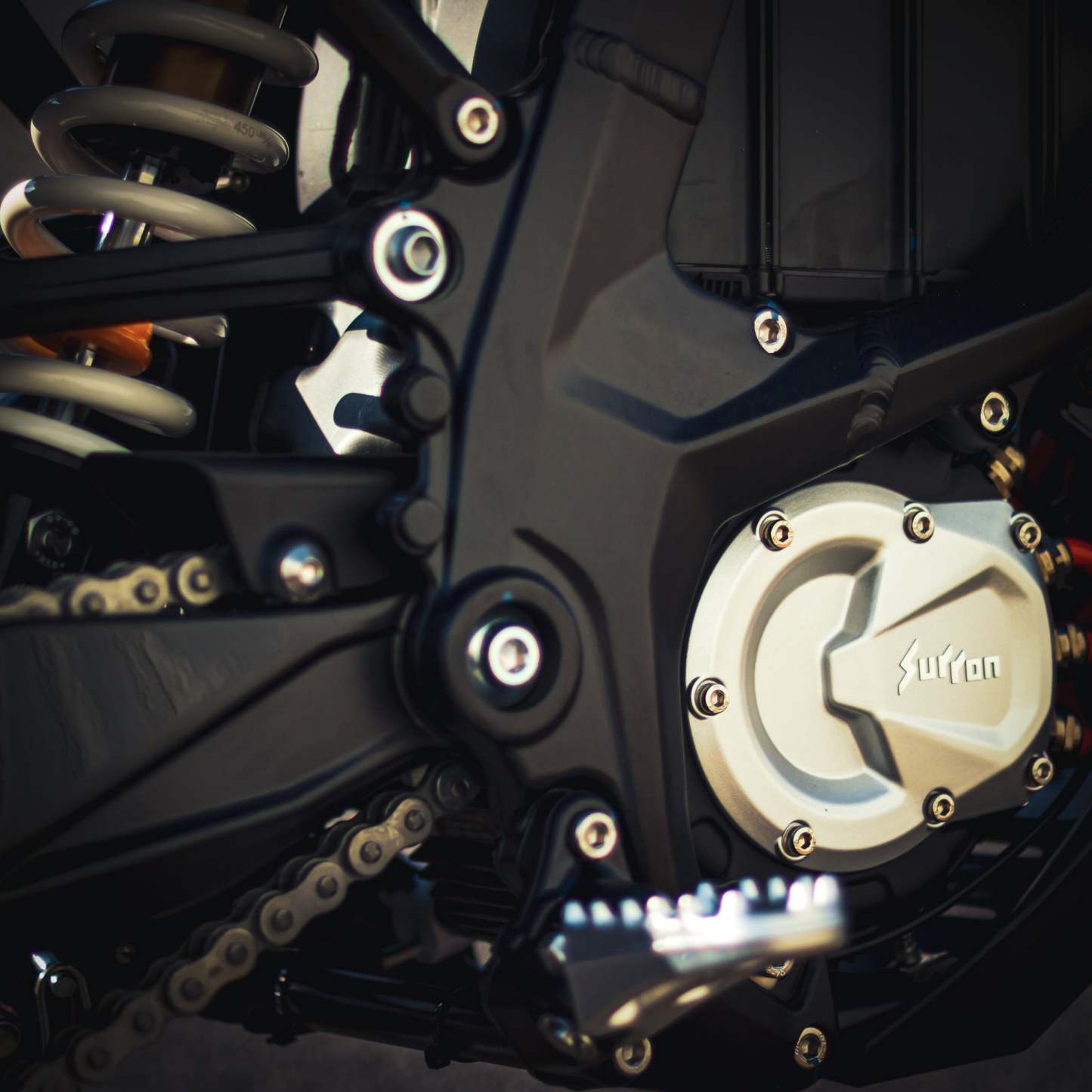 SUR RON ULTRA BEE T 2025 ROAD LEGAL