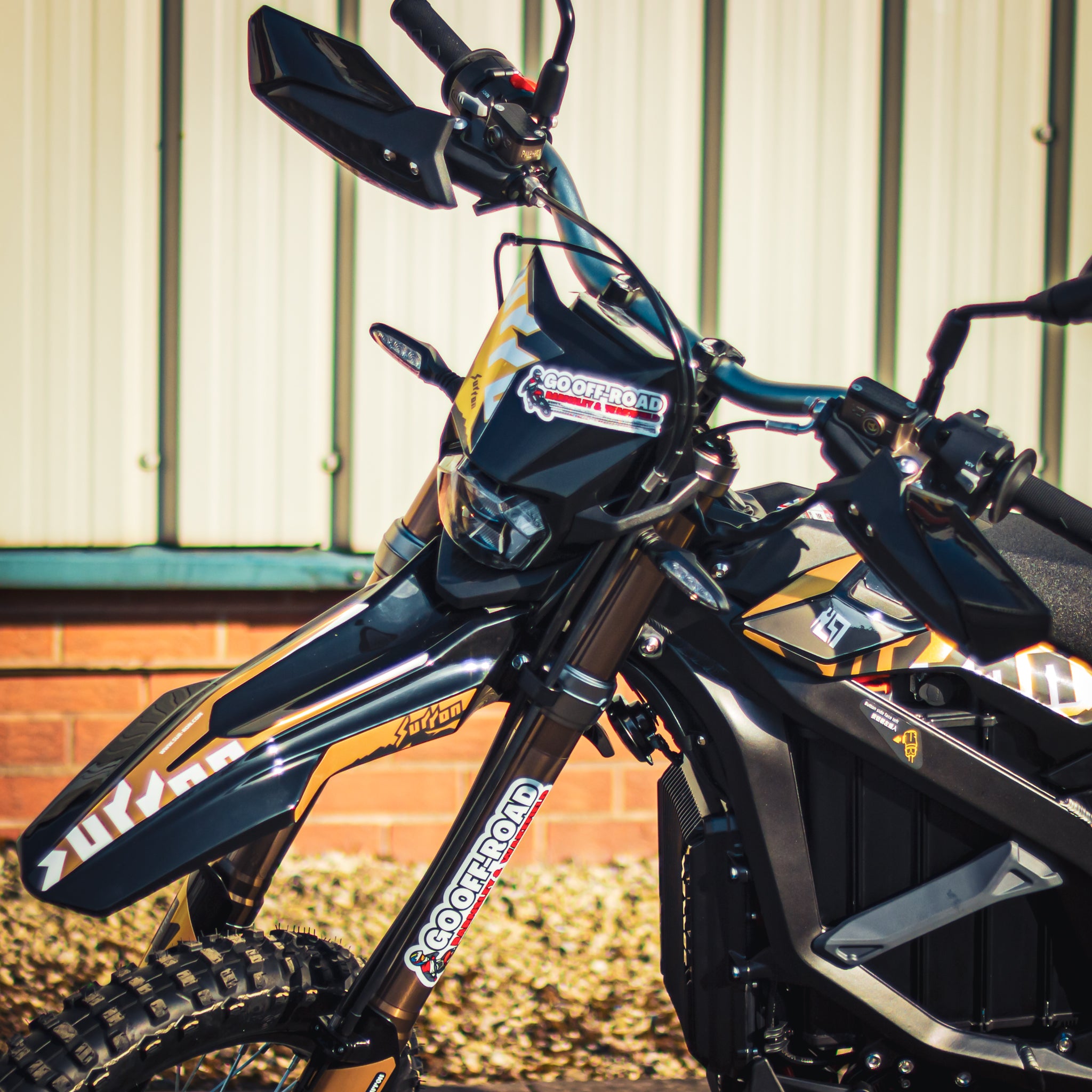 SUR RON ULTRA BEE T 2025 ROAD LEGAL