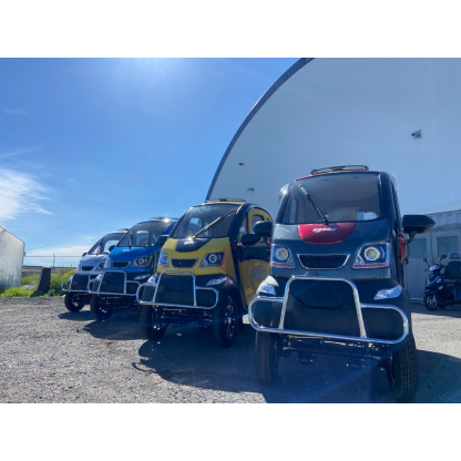 GIO All-Season Enclosed Mobility Scooter - Red - With Winter Heater & Summer Fan