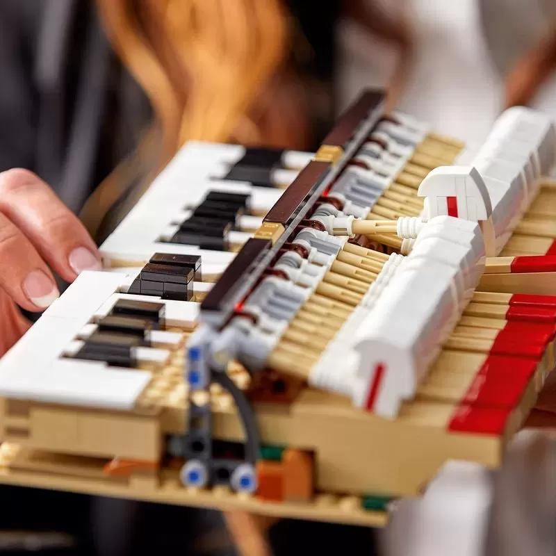 IDEAS GRAND PIANO