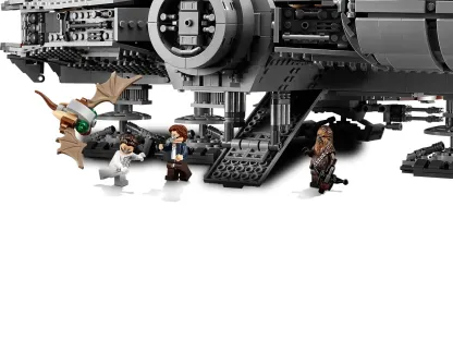 STAR WARS MILLENNIUM FALCON