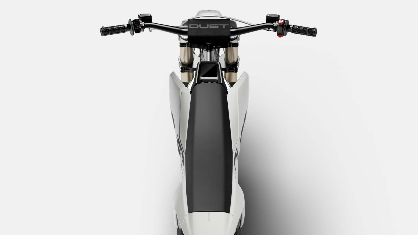 Dust Hightail [PRE ORDER]