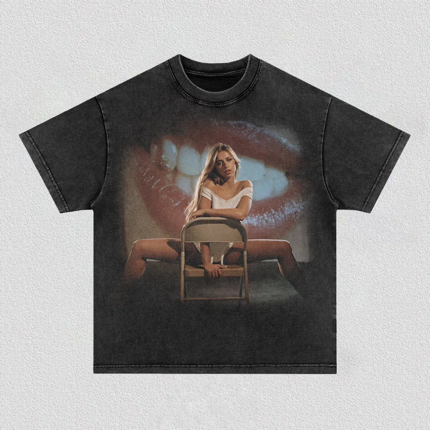 TATE MCRAE 2025 V2 TEE