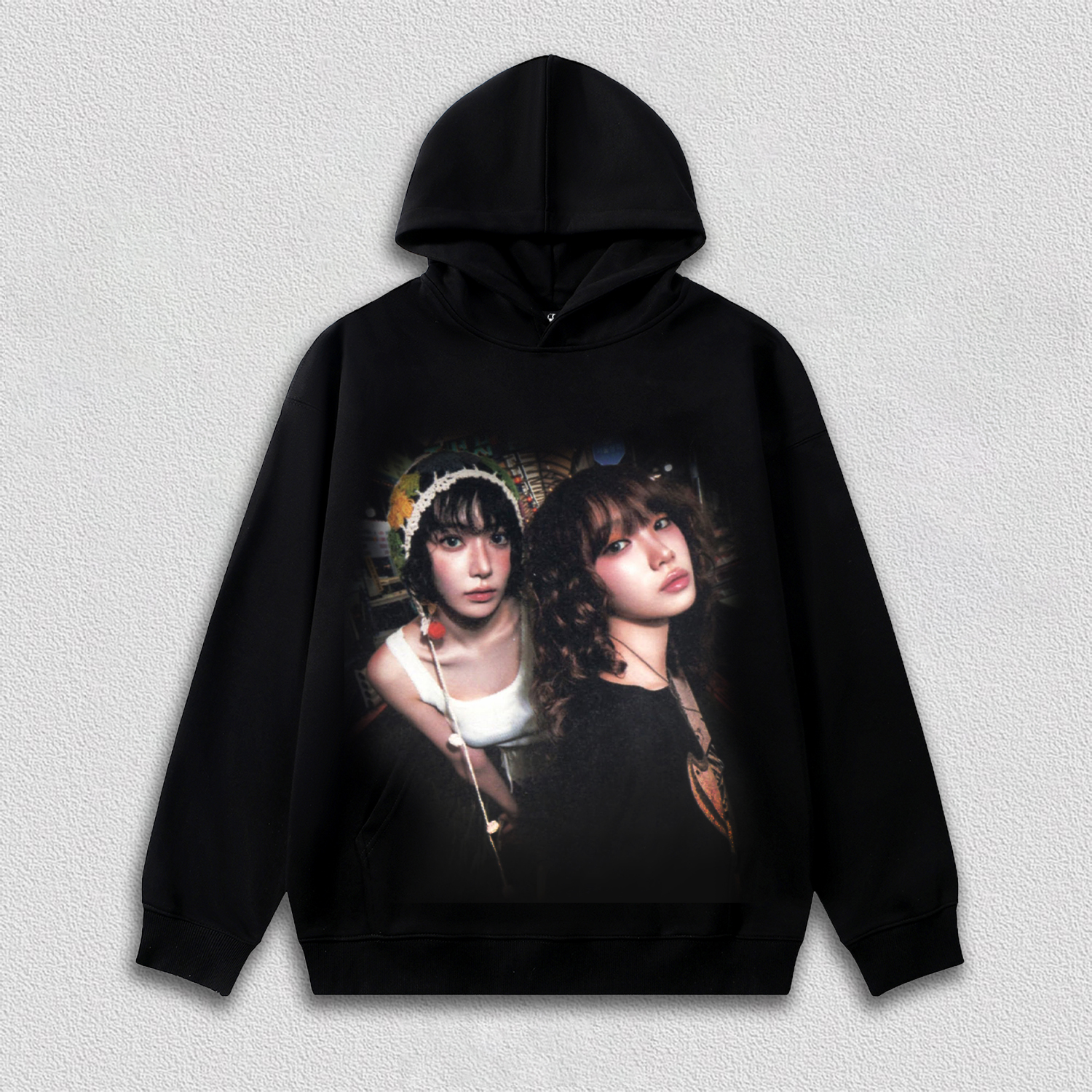 LE SSERAFIM Sakura & Chaewon