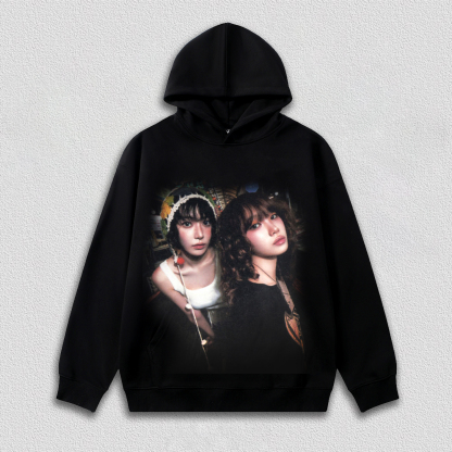 LE SSERAFIM Sakura & Chaewon