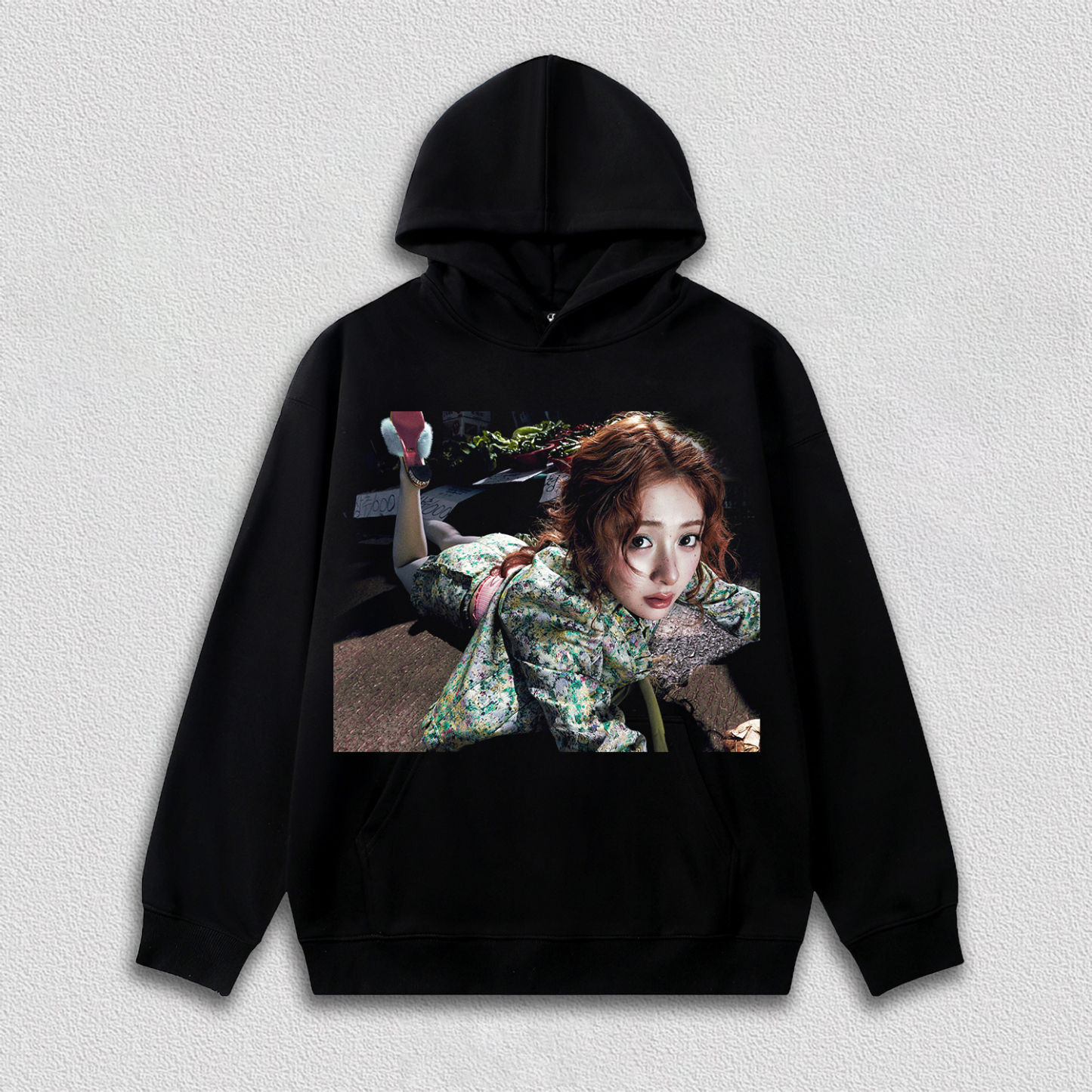 LE SSERAFIM HUH YUNJIN