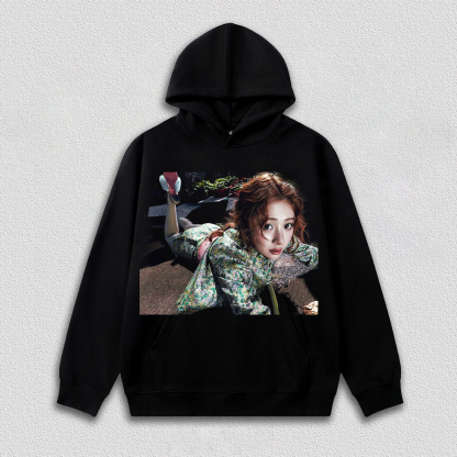 LE SSERAFIM HUH YUNJIN