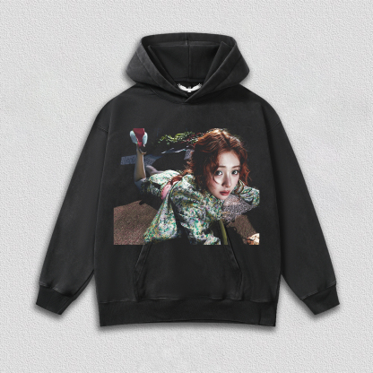 LE SSERAFIM HUH YUNJIN