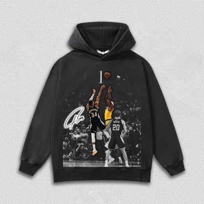 Giannis Antetokounmpo 2025 2.0