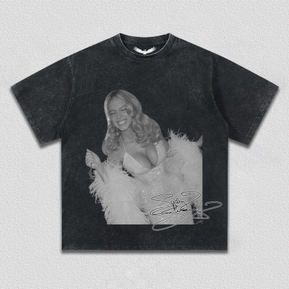 Sydney Sweeney 2025-12-4