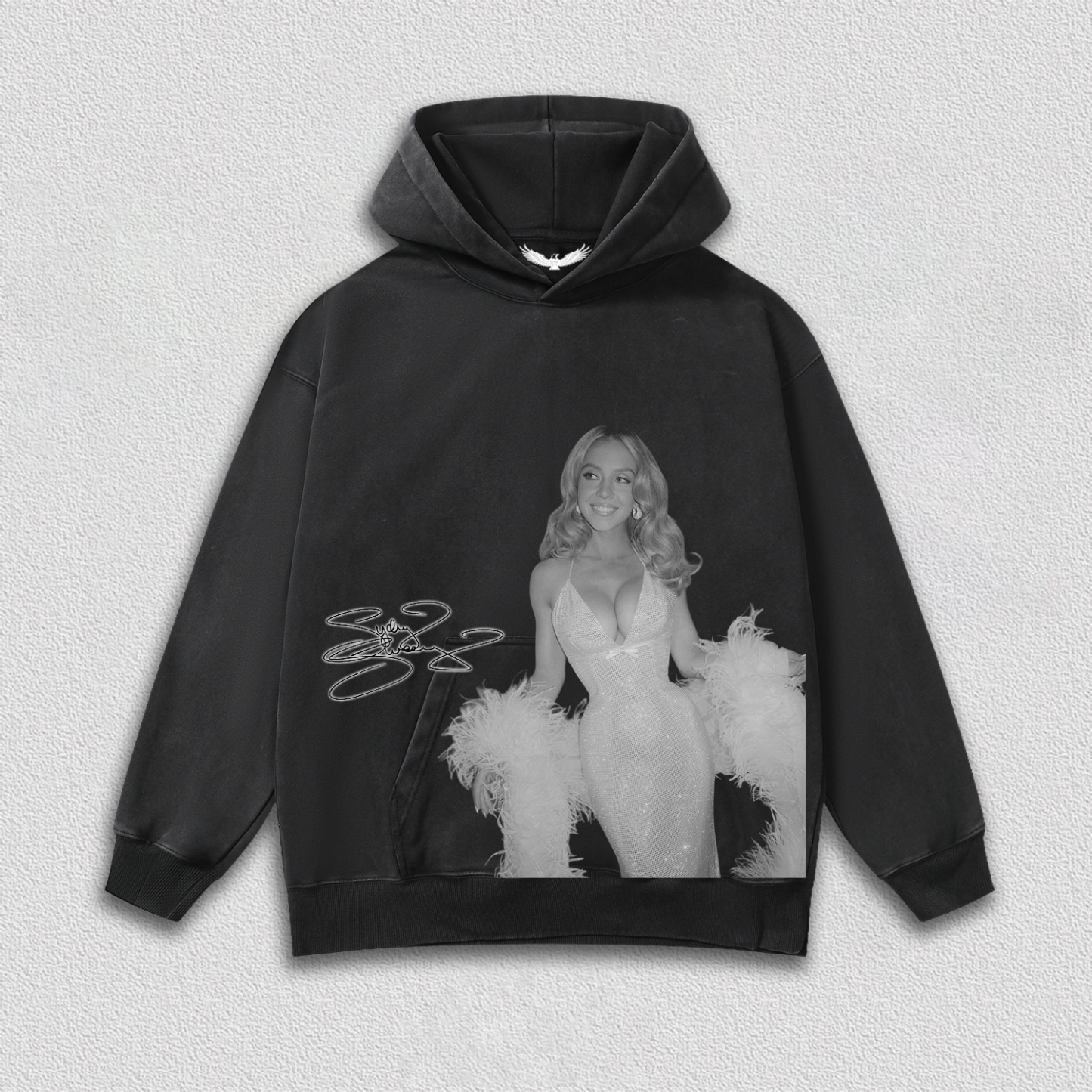 Sydney Sweeney 2025-12-7