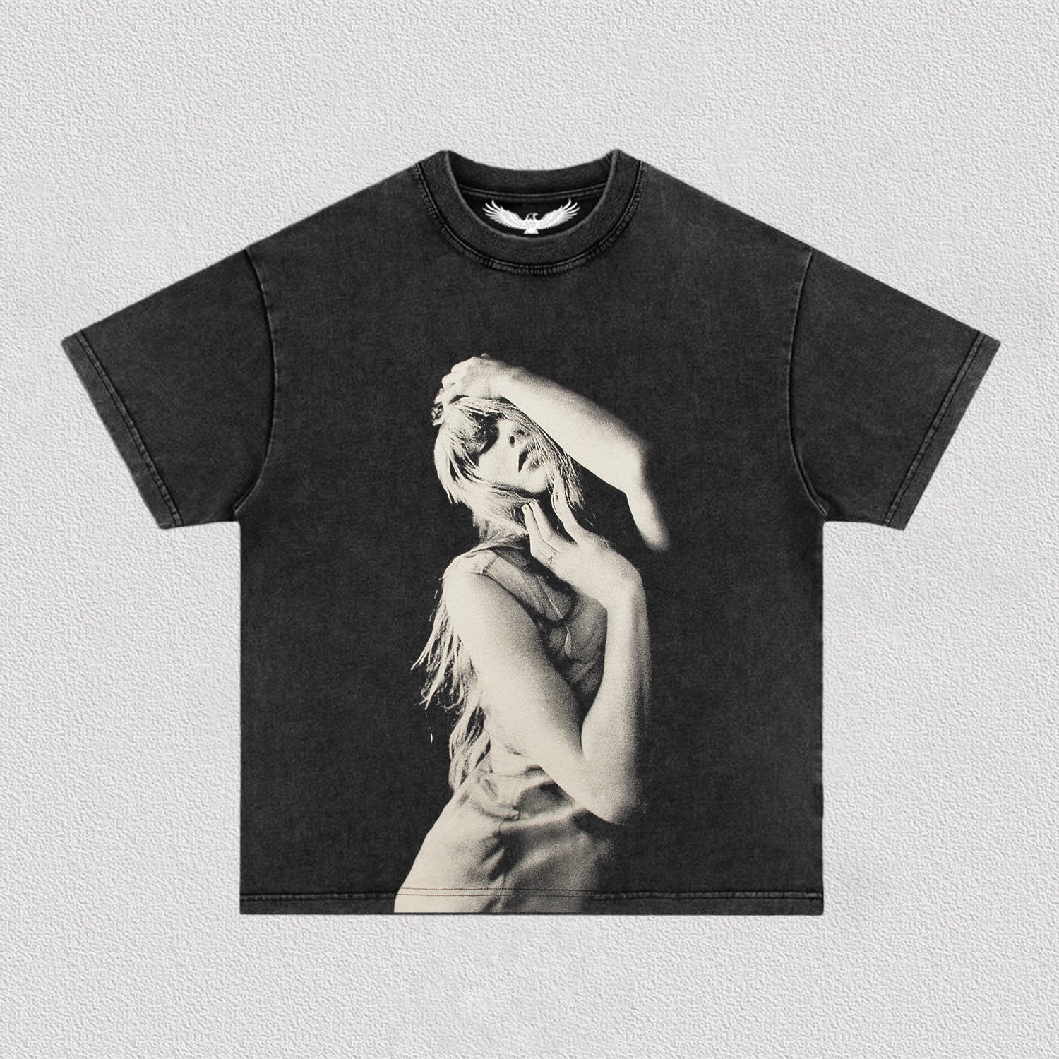 TAYLOR SWIFT TEE 2