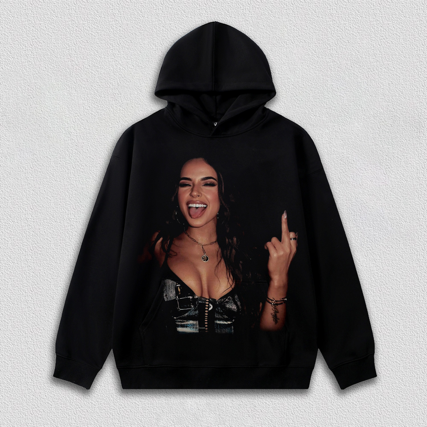 BECKY G 2.0 TEE& HOODIE