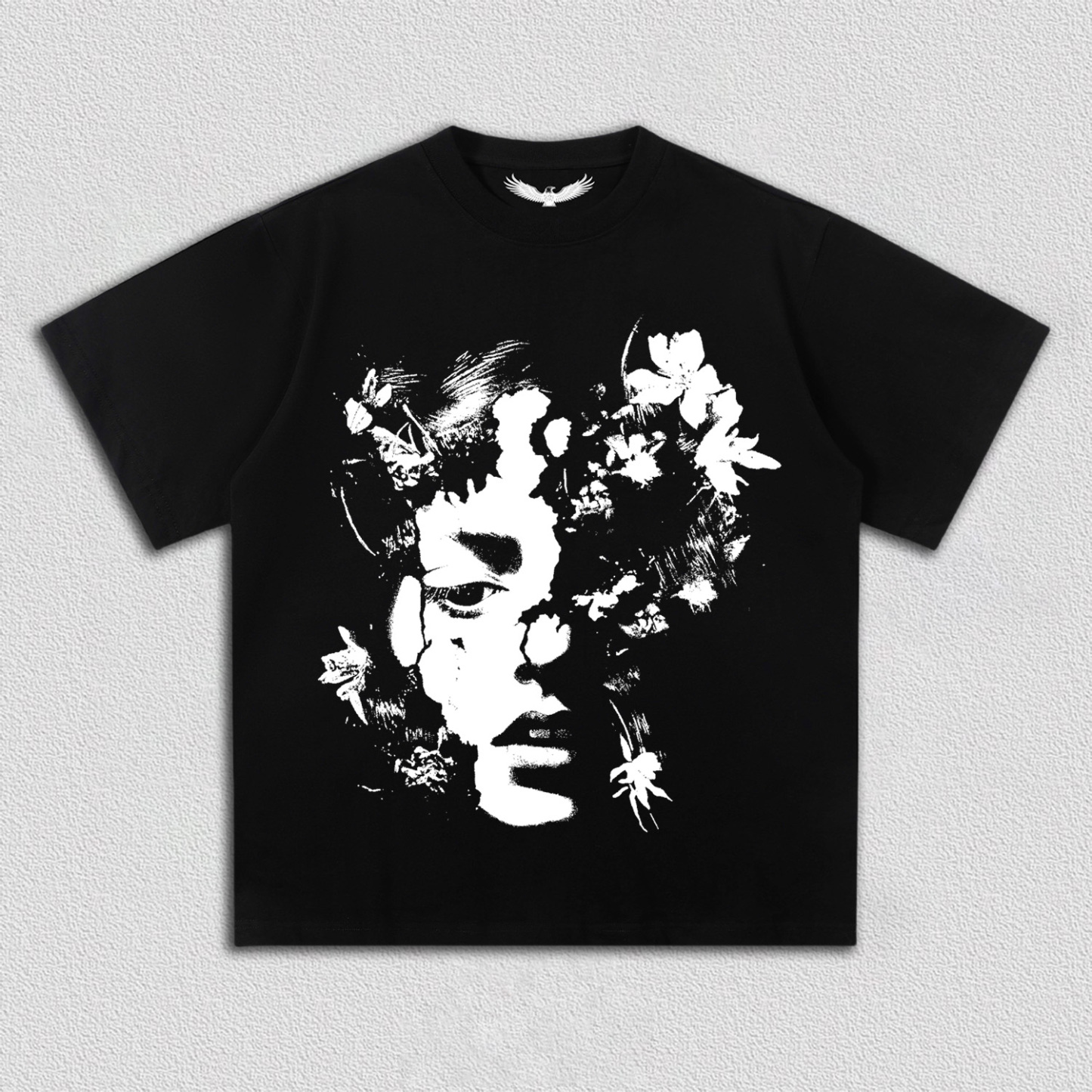 "Dreamy Flower - shadow Face" T-Shirt