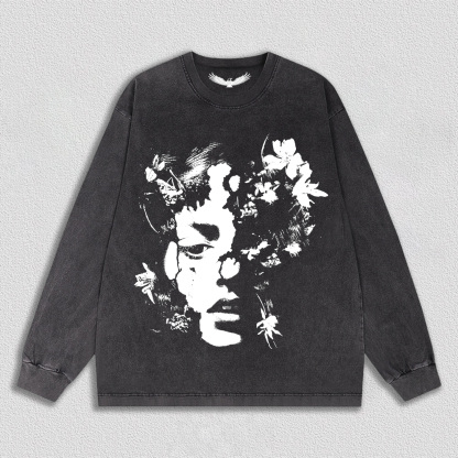 "Dreamy Flower - shadow Face" T-Shirt