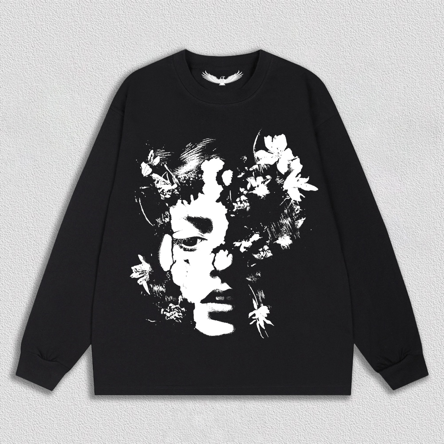 "Dreamy Flower - shadow Face" T-Shirt