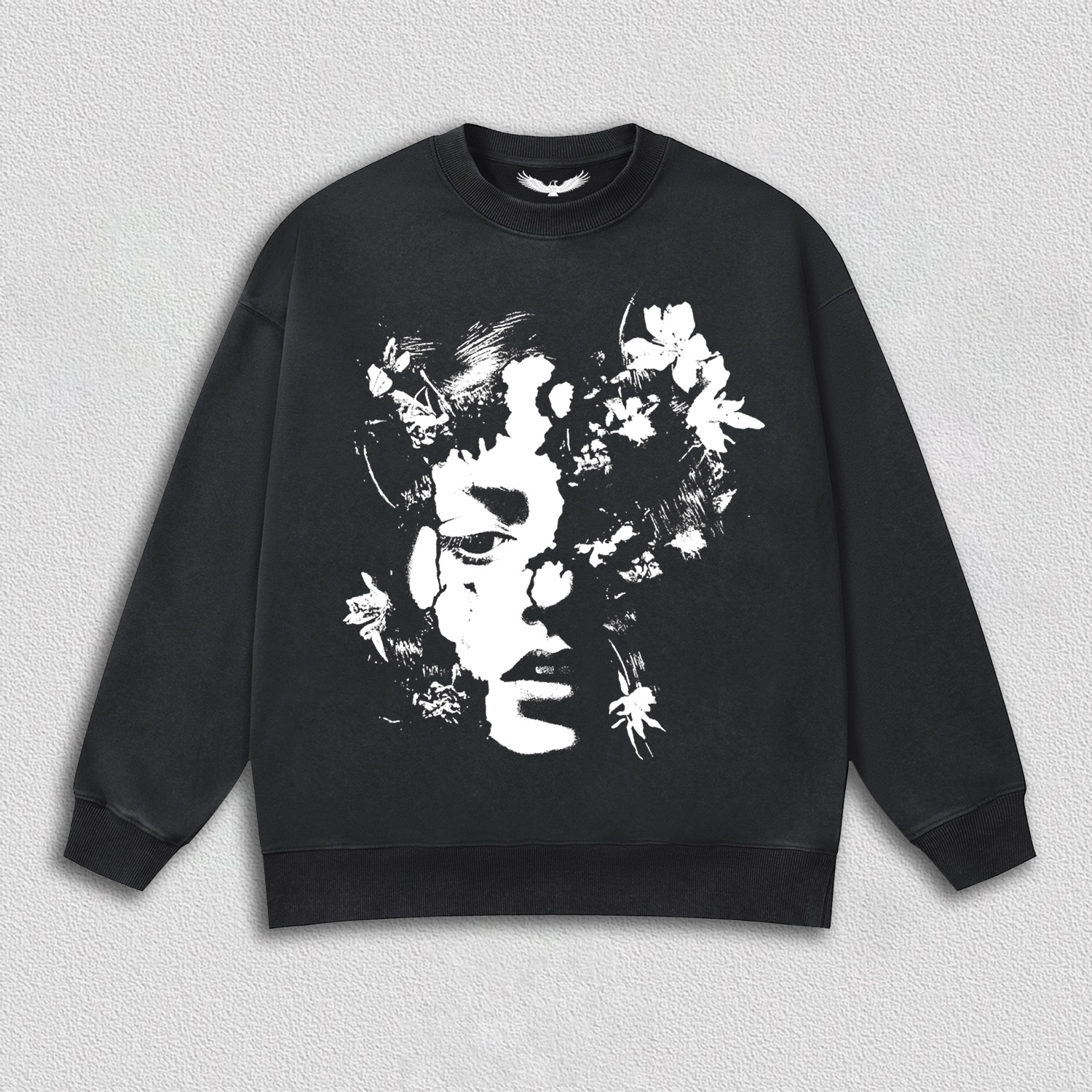 "Dreamy Flower - shadow Face" T-Shirt
