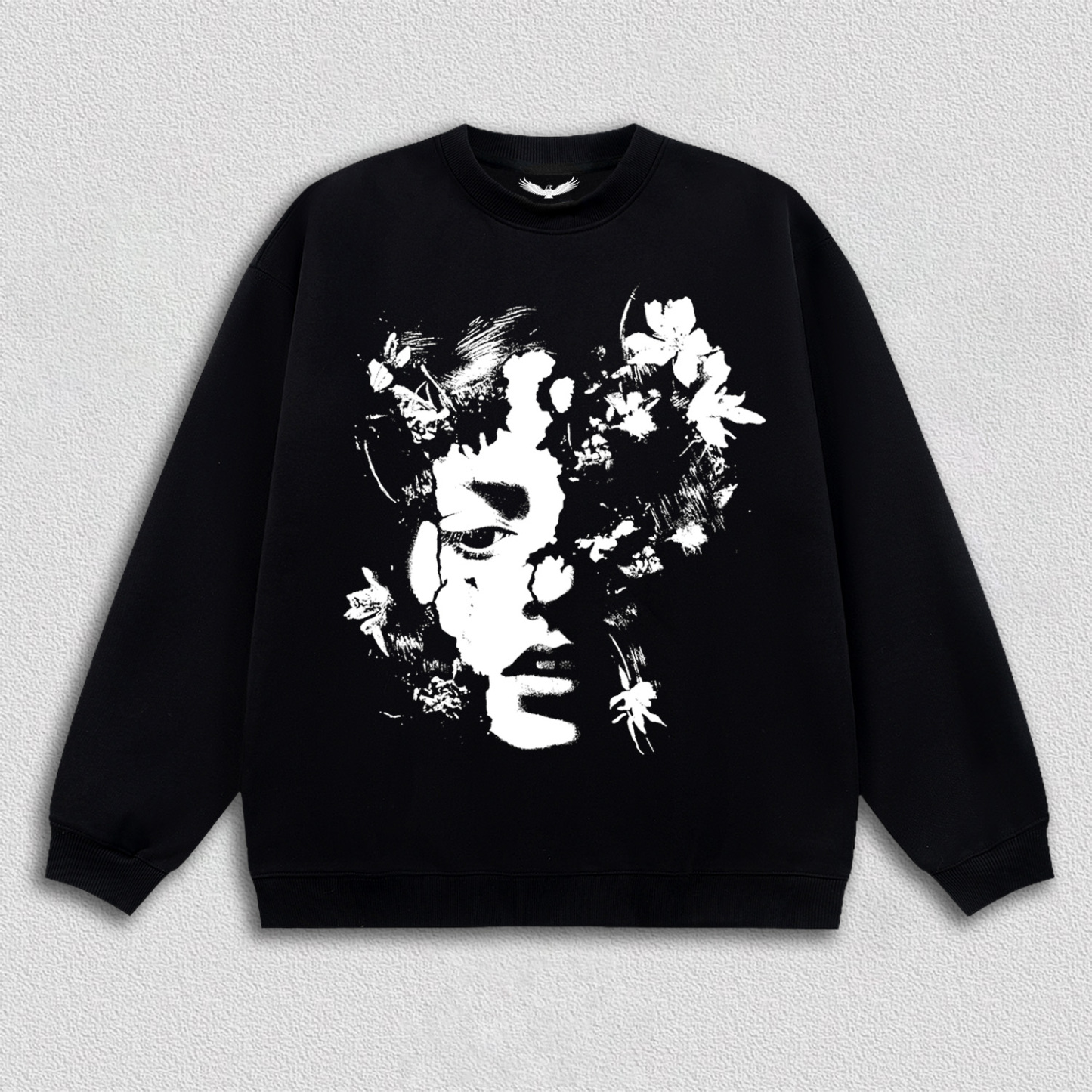 "Dreamy Flower - shadow Face" T-Shirt