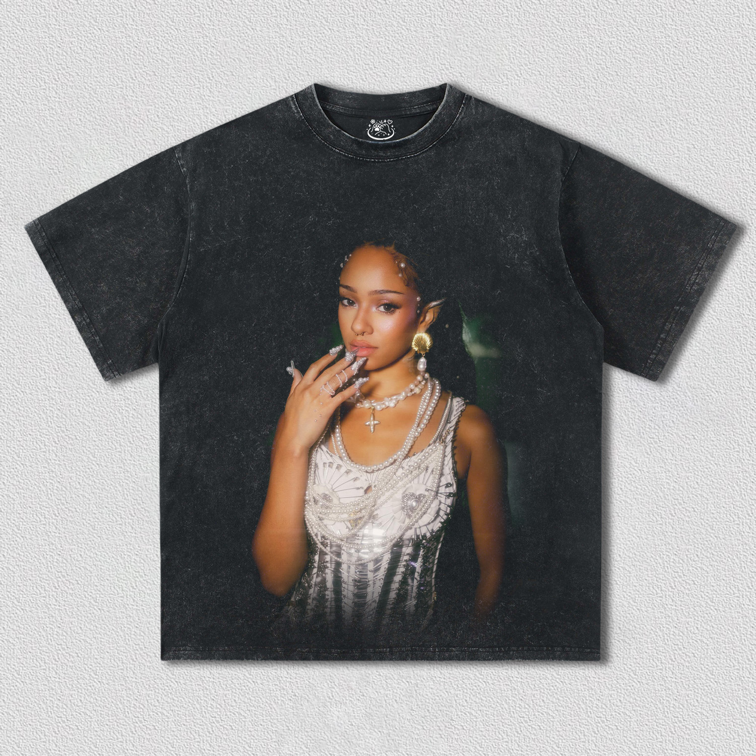 KATSEYE Manon TEE