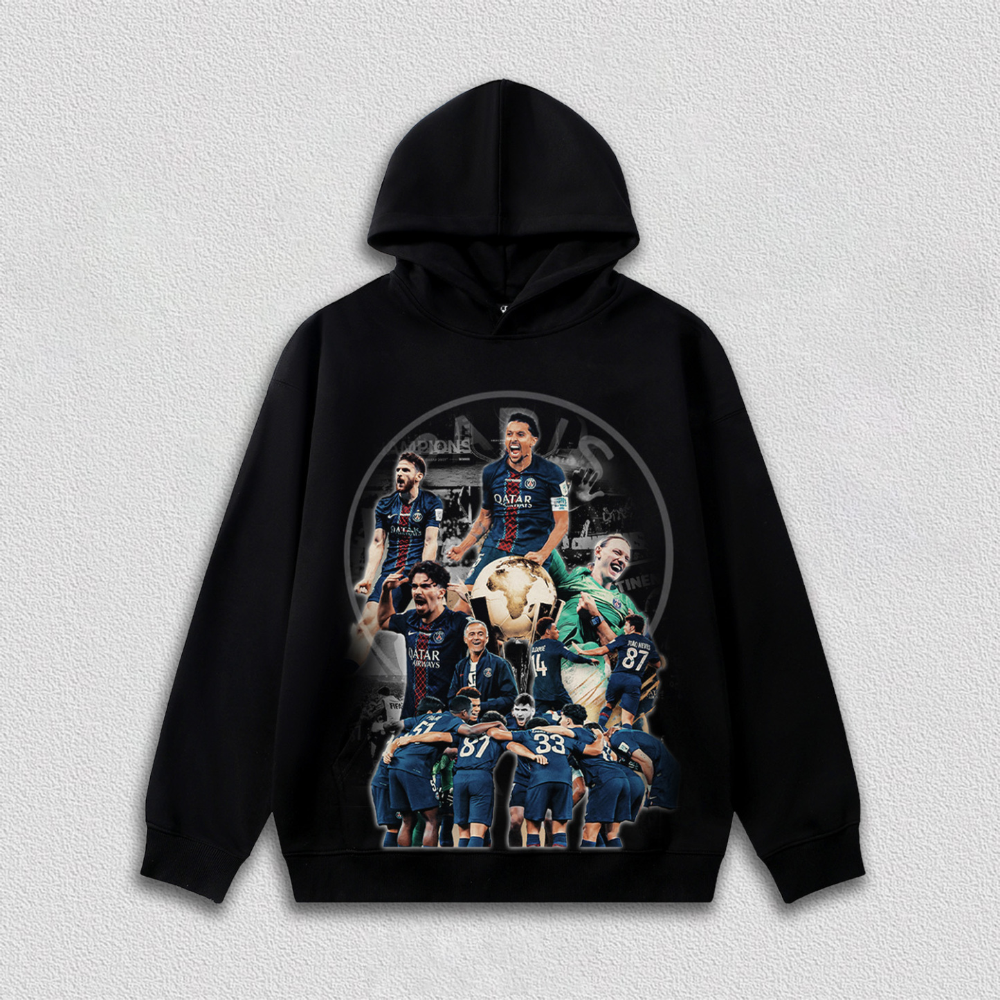 PSG WIN THE INTERCONTINENTAL CUP  TEE