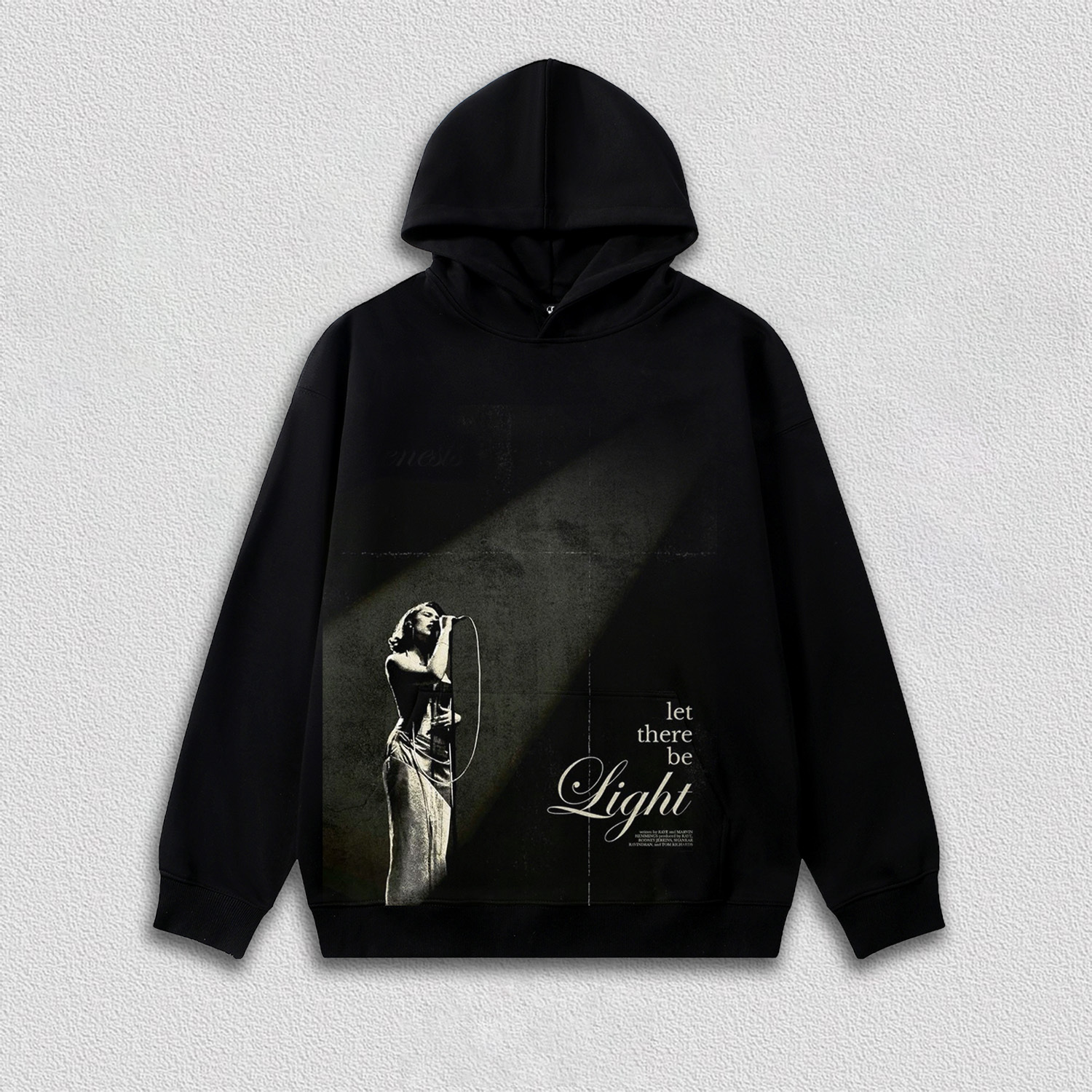 Raye tee