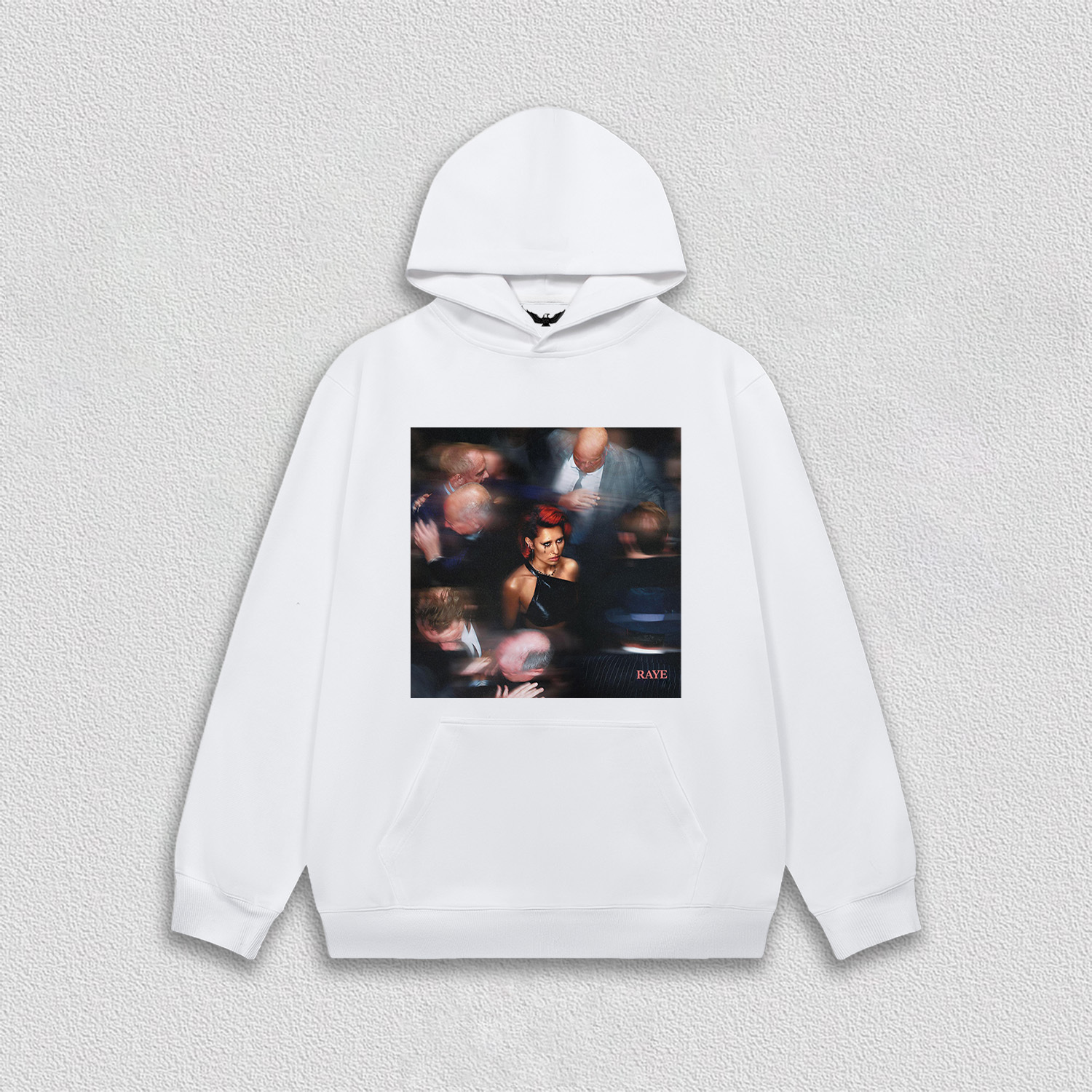 Raye tee