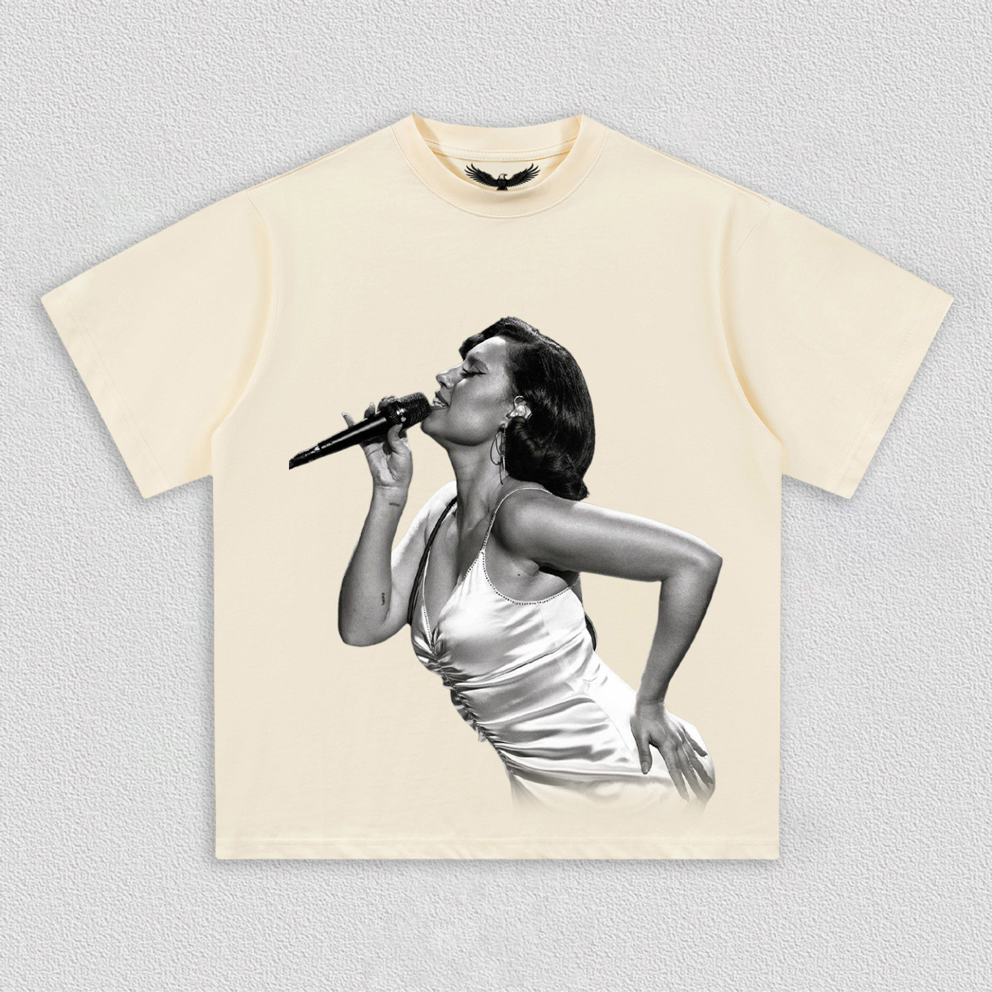 Raye tee