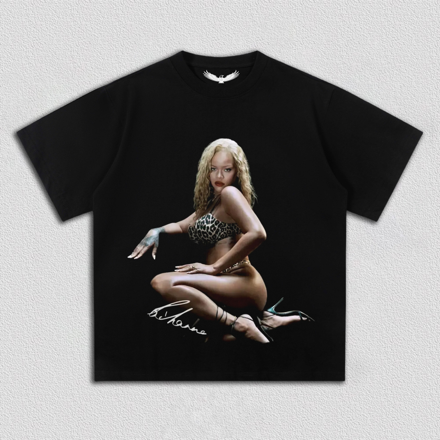 Rihanna V1 TEE