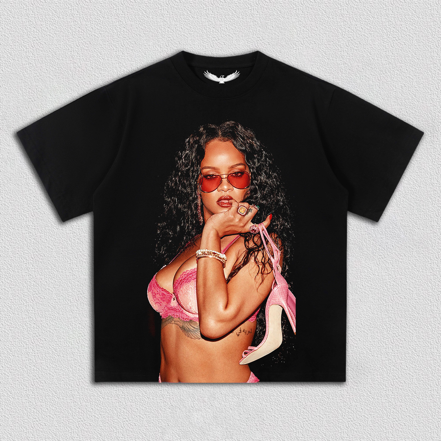 Rihanna V15 TEE
