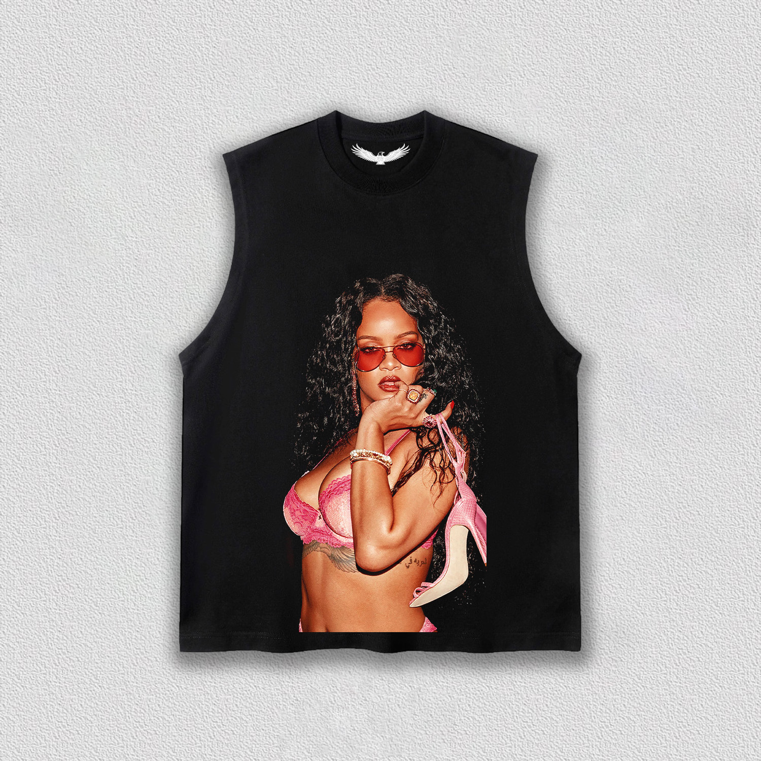 Rihanna V15 TEE