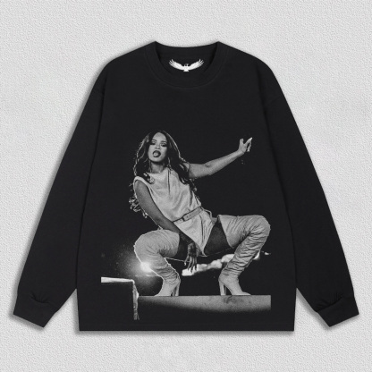 Rihanna V10 TEE