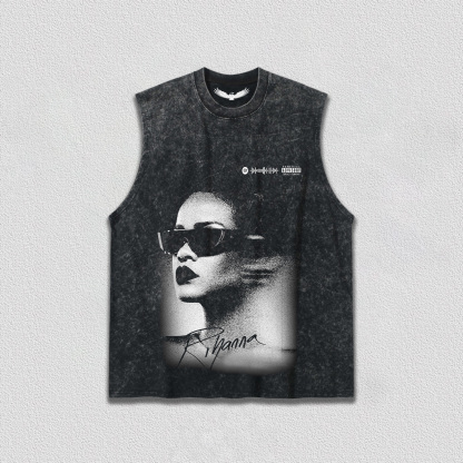 Rihanna V2 TEE