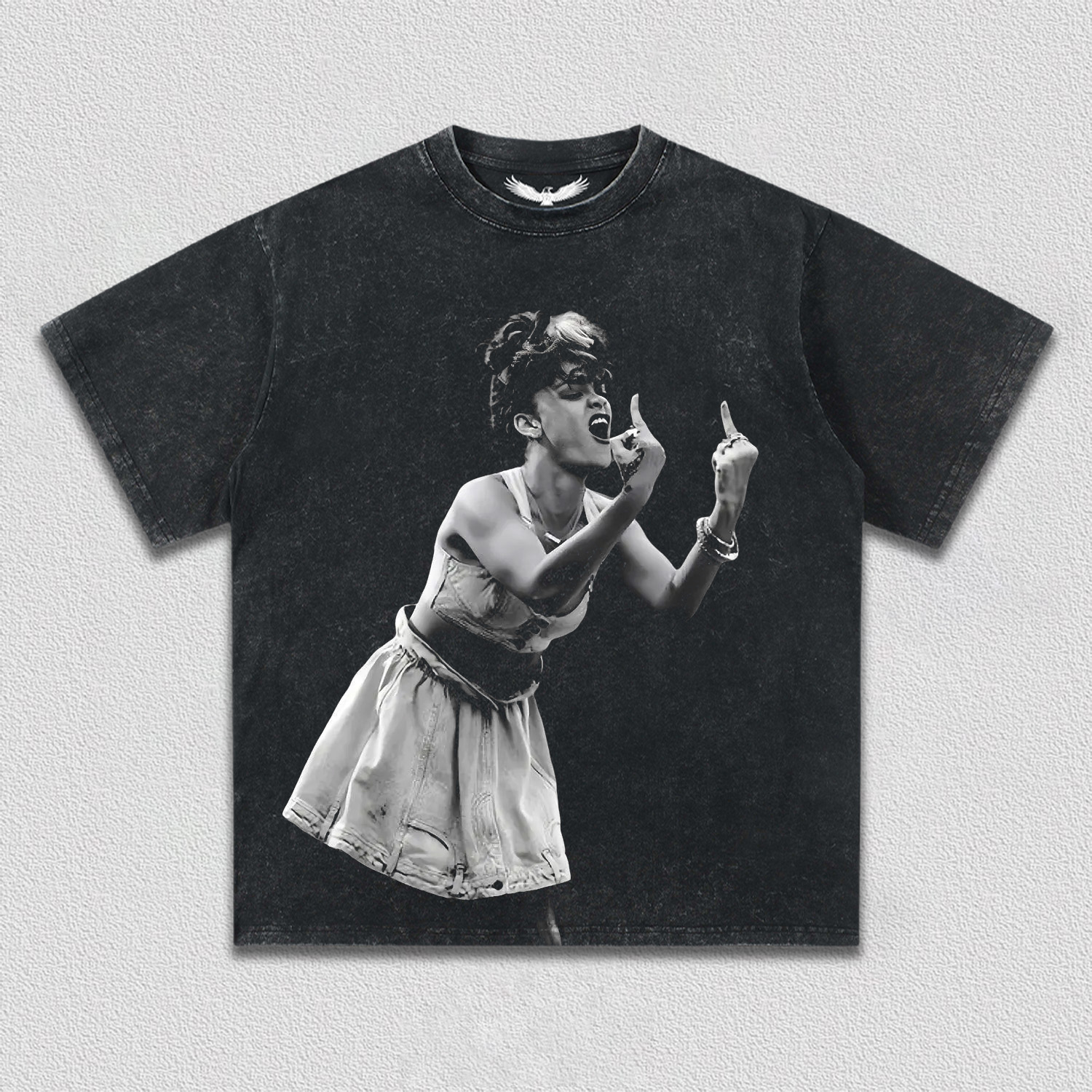 Rihanna V4 TEE