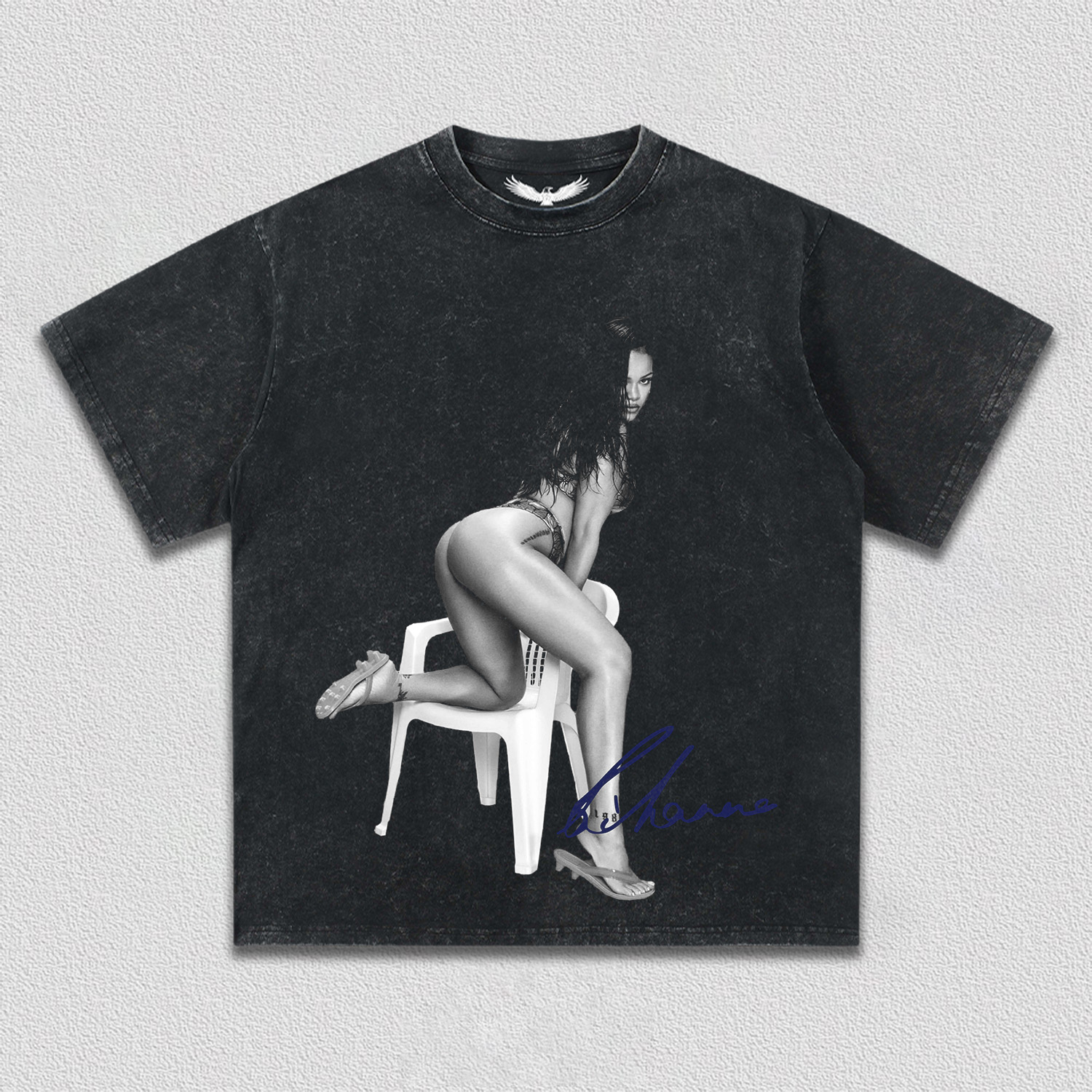Rihanna V6 TEE