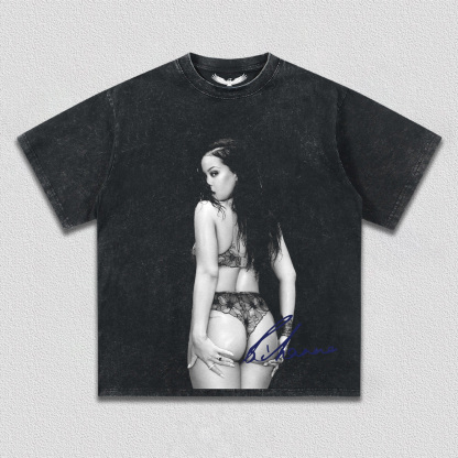 Rihanna V8 TEE