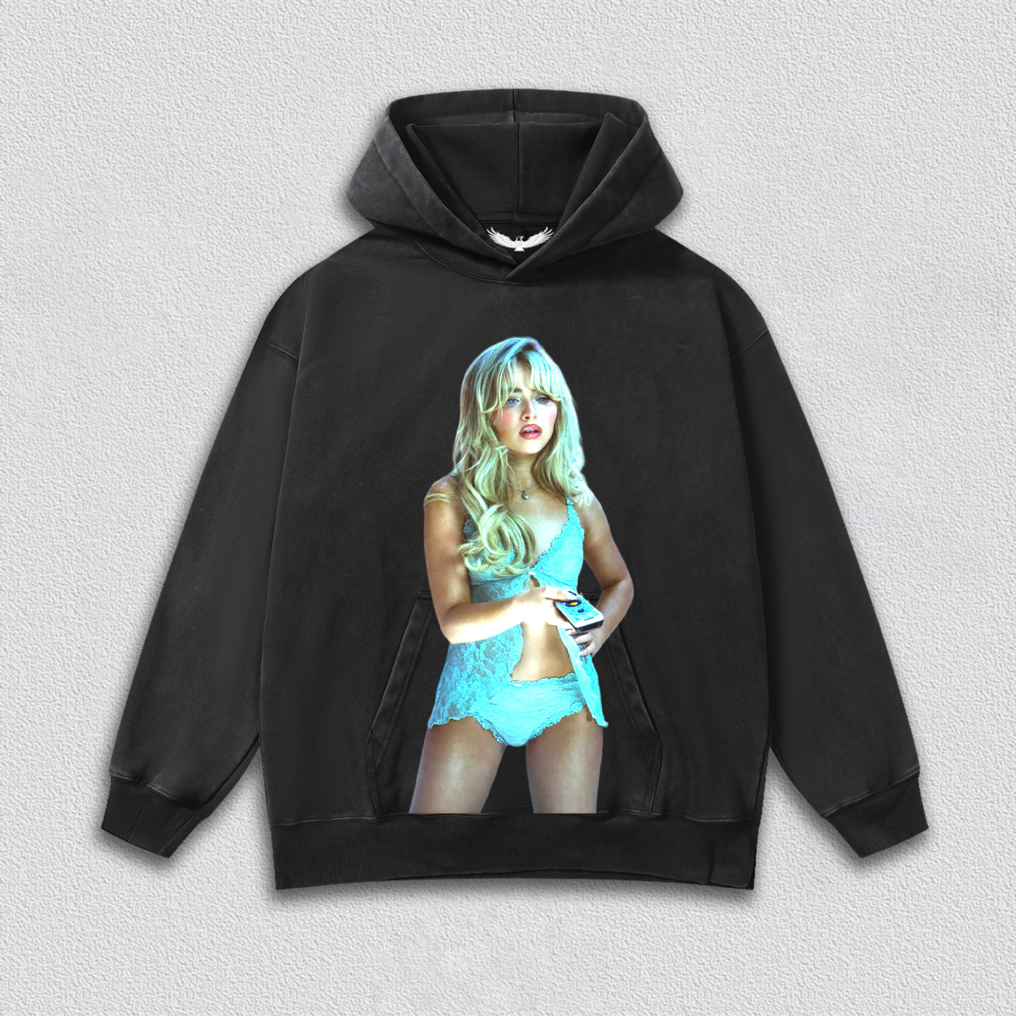 Sabrina Carpenter tee T10