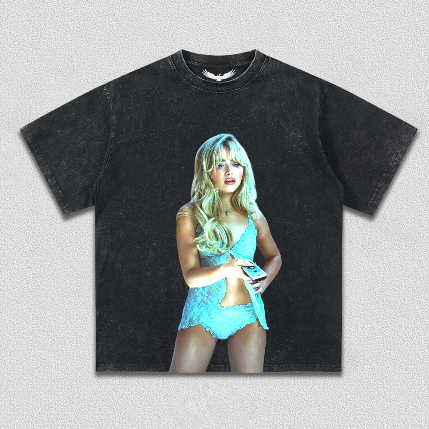 Sabrina Carpenter tee T10