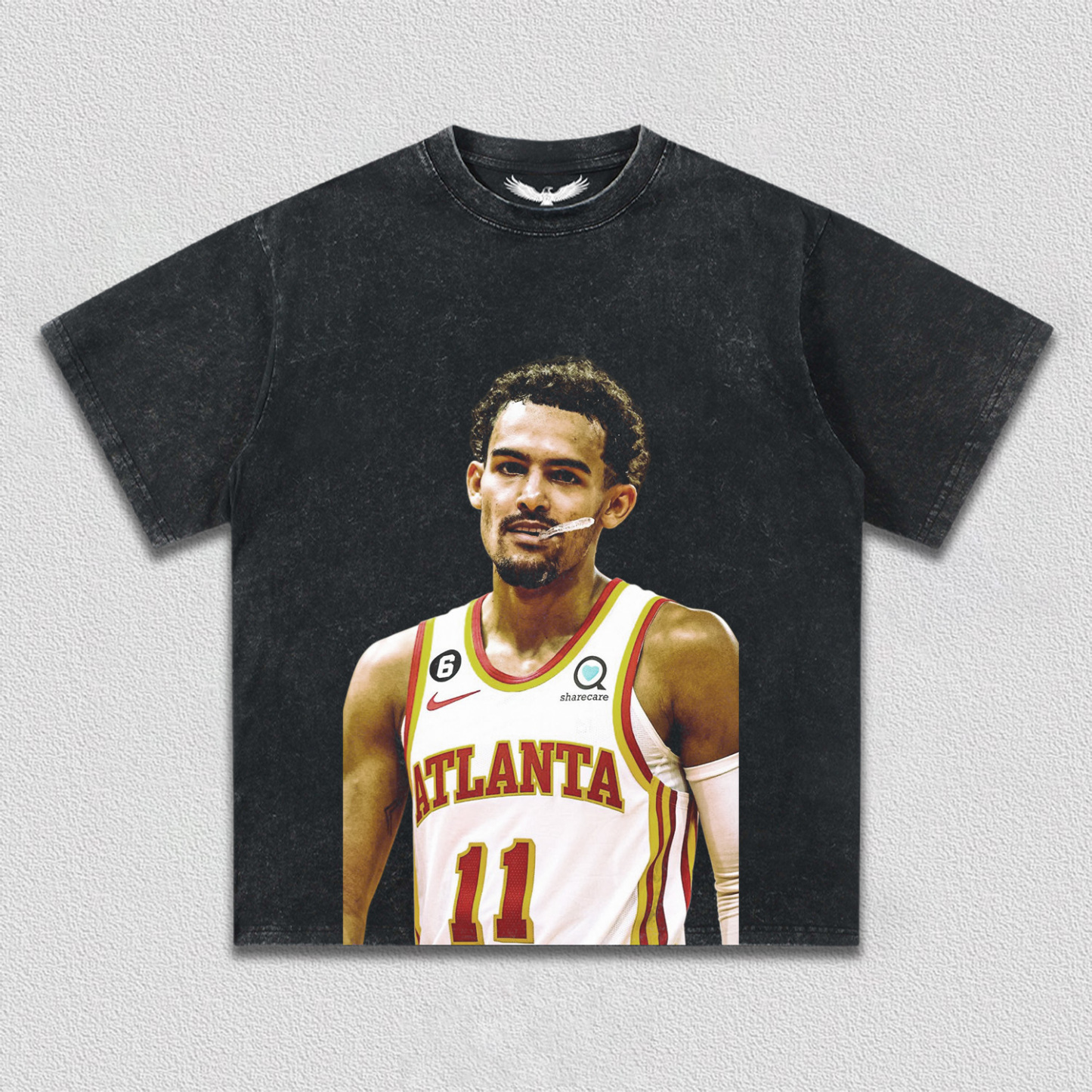 TRAE YOUNG  TEE