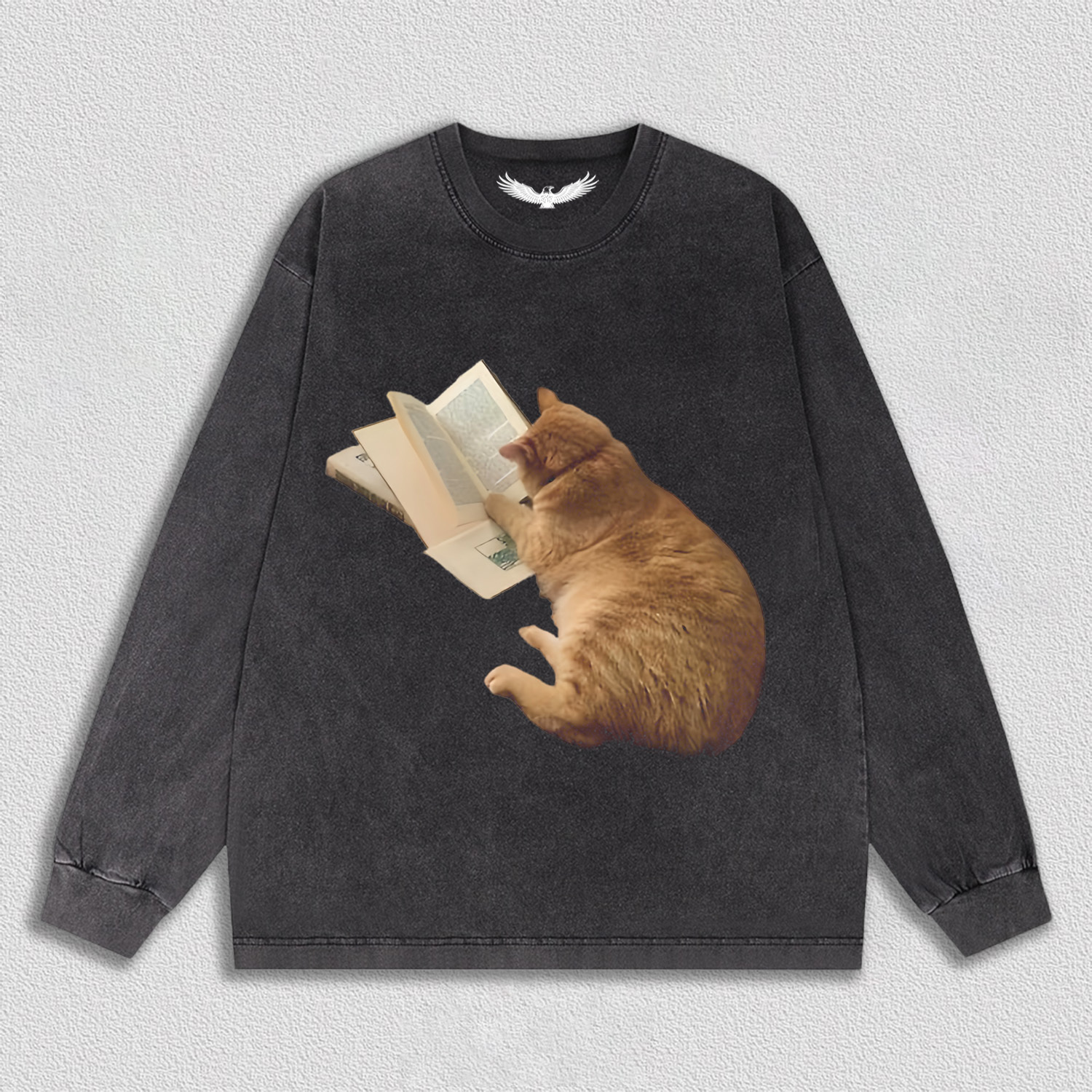 Cat Who Loves Reading T-Shirt