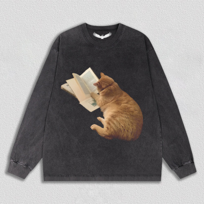 Cat Who Loves Reading T-Shirt
