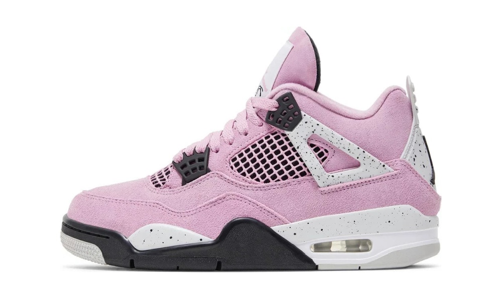 Air Jordan 4 Retro