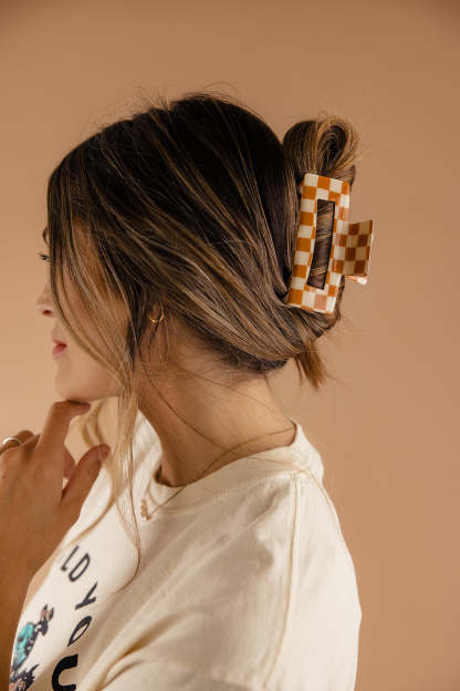 Ozzy Checkered Claw Clip
