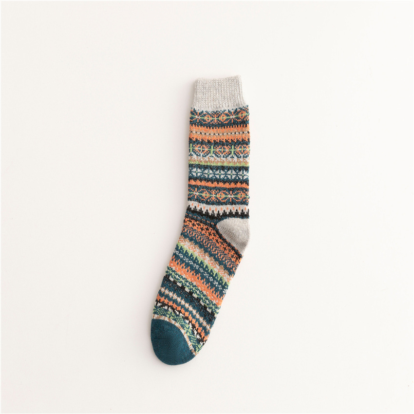 Weiche, warme Retro-Tribal-Farbblocksocken