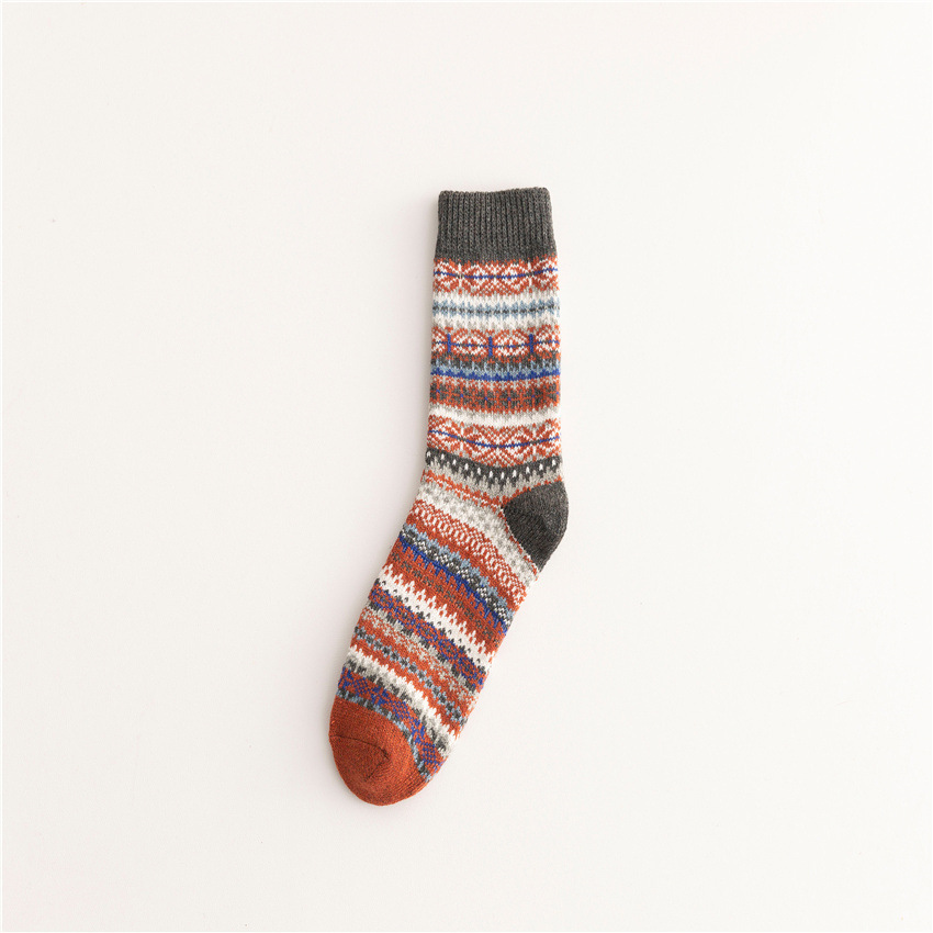 Weiche, warme Retro-Tribal-Farbblocksocken