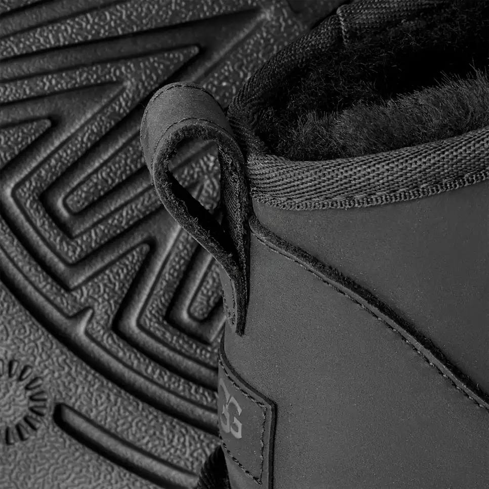 UkdjGG Women's Classic Ultra Mini Leather