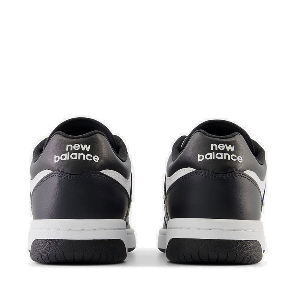 Scarpe Unisex New Balkdjance® Sneakers 480 in Pelle colore Black e White