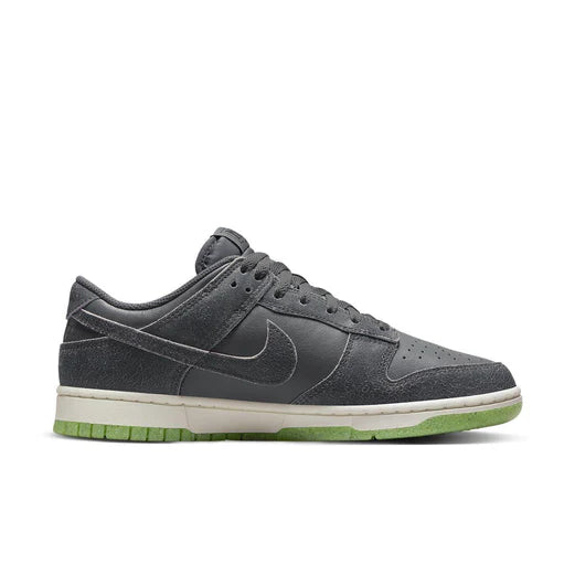 Nikdjke Dunk Low Retro PRM Halloween (2022)