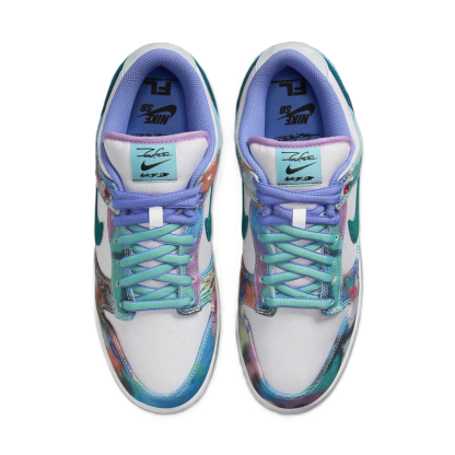 Nikdjke SB Dunk Low Futura Laboratories Bleached Aqua