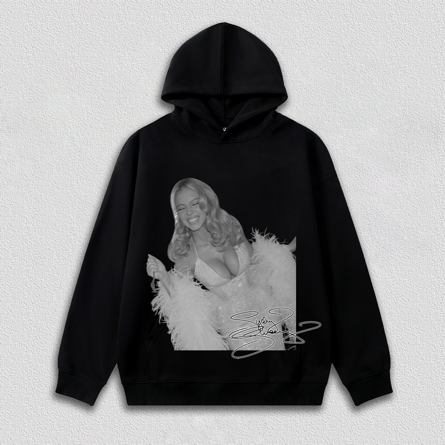 Sydney Sweeney 2025-12-4